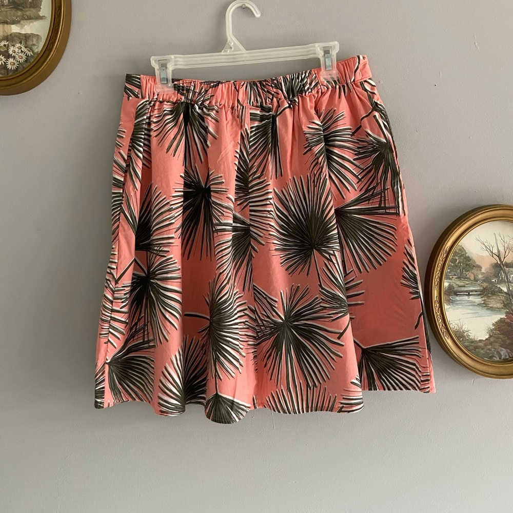 A New Day palm leaves skirt - Picture 4 of 6
